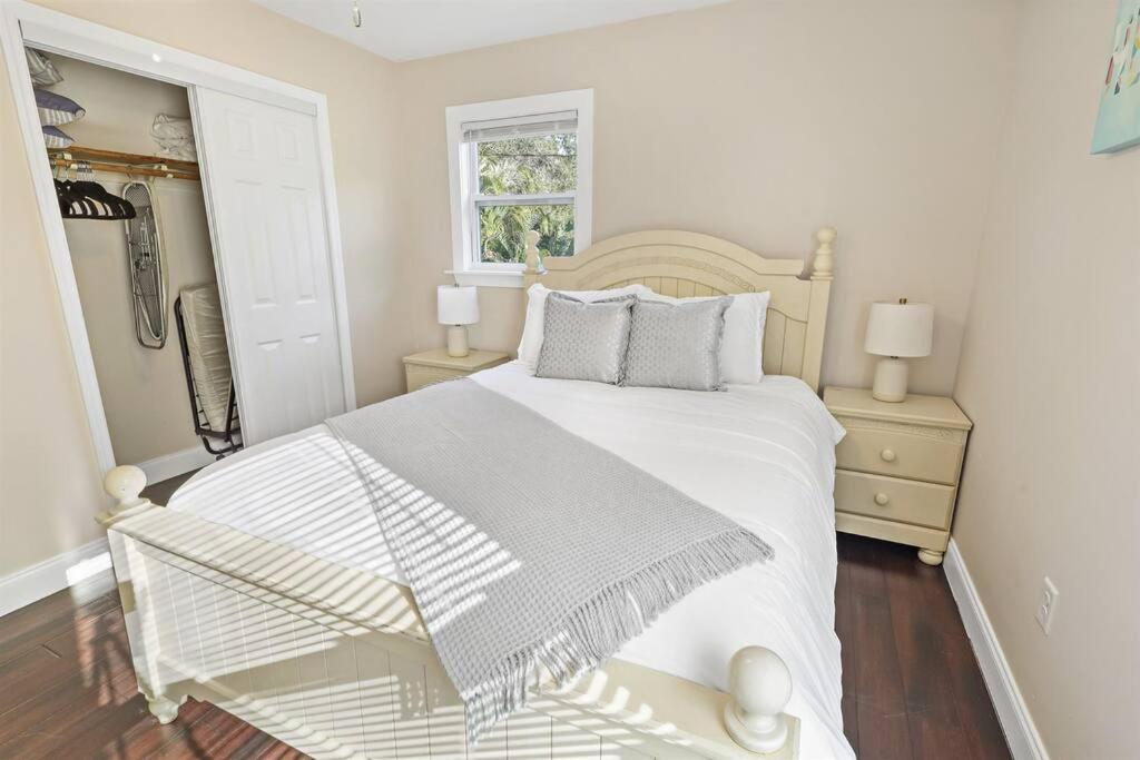 Casa Arena Relaxing Beach House W/ Patio Vero Beach Esterno foto